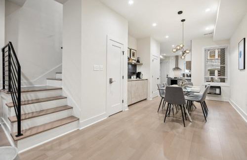 Designer 3-Bedroom Home with King Bed, Family-Friendly, Columbia Heights - Foto 16