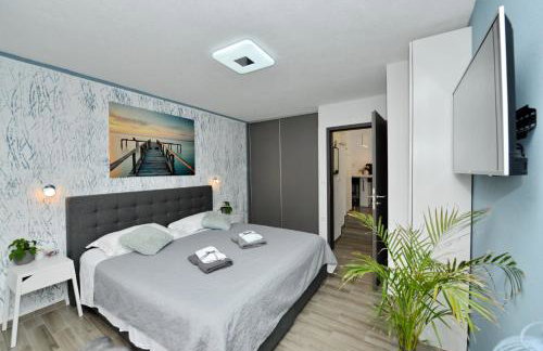 2 Bedroom Apartment Sleeps 5 - Privat Pool - Foto 44