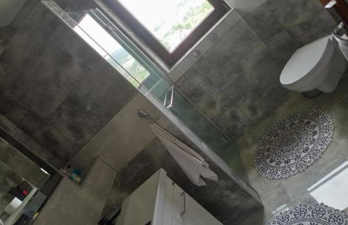 POD RÓŻĄ - Foto 12