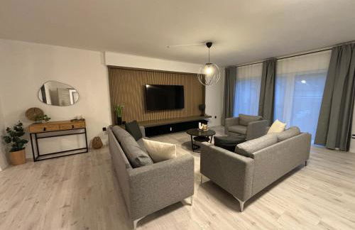 200qm - 9 rooms - Parkplatz - 3 Bäder - MalliBase Apartments - Foto 10