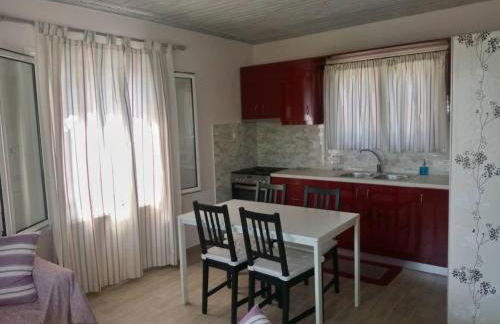 Home by the sea - Photo 8