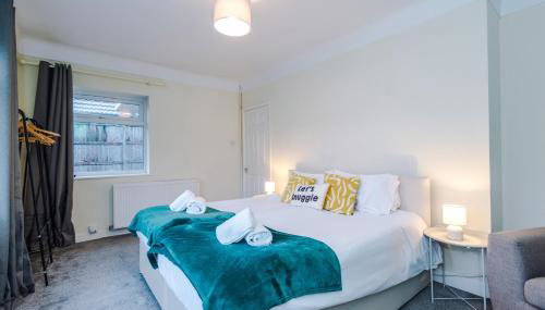 3BR Home Sleeps 6 Perfect for Short and Long Term Stays - Foto 4