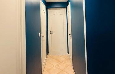 The NICE - 3 rooms, 3air cond, 3TV, 3fans, 2 wc, WIfi everywhere 5min aeroport, train, beach, 1min tram, 15 min centre, port, parking possible - Foto 18