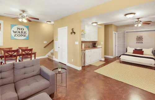 Lake front home, pet friendly, kayaks provided - Foto 4