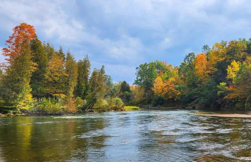 8 Mi to Crystal Mountain: Peaceful Up North Home - Foto 2