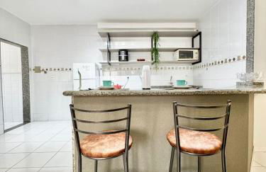 Apartamento Premium Cama Queen Ar Cond centro cidade - Foto 10