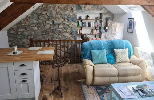 Pipistrelle Cottage a quirky gem near Snowdonia - Photo 8