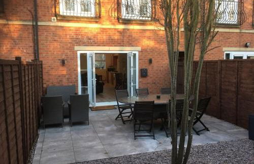 Haven House 6 bedrooms with 6 exclusive bathrooms and with lots of parking - Foto 12