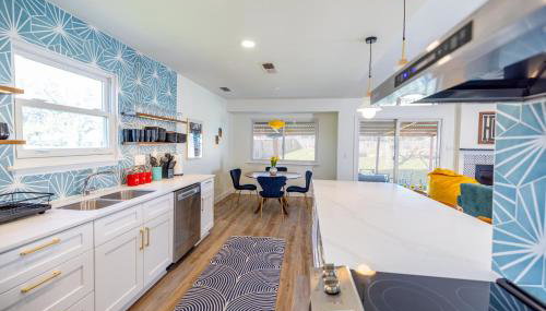 Luxury 4BR Oasis with Pool, Hot Tub & Game Room! - Foto 4