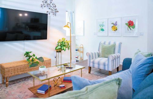 The Lotus Suite Newly Built Upscale Central - Photo 35