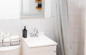 Spacious 2-Bedroom Apartment NYC-10 mins away - Foto 15