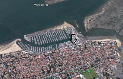 Aux pieds des plages, du port, de la piste cyclable et des commerces de proximité, un studio au dernier étage avec une vue panoramique sur le Bassin d'Arcachon, entièrement rénové, dans une résidence avec piscine - Foto 25