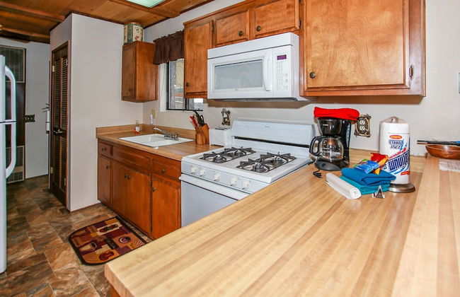 Cedar Pines - Mountain home in a tree filled neighborhood with WIFI - Foto 9