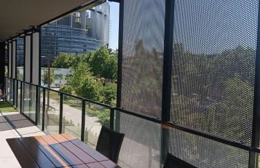 Vue Parlement Européen - Grande terrasse au calme - Tram à 2 min - Parking - Foto 1