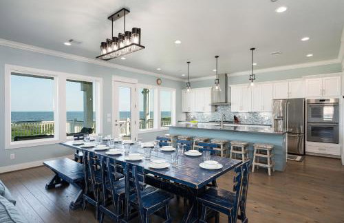 Luxury Beachfront l Sleeps 20, Hot Tub, Pool & Game Room Fun! - Foto 26