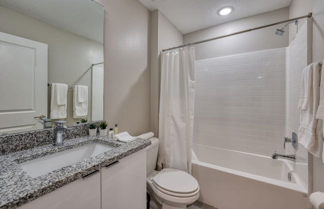 New and Stylish Home Just 5 Minutes From Disney Parks - Foto 67