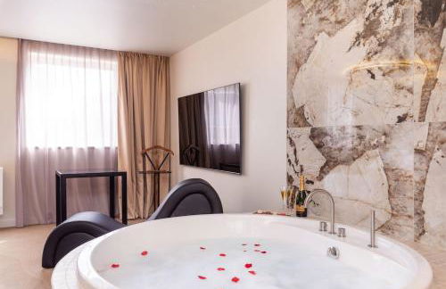 Love Room avec balnéo-Le cocon parfait pour deux - Foto 9