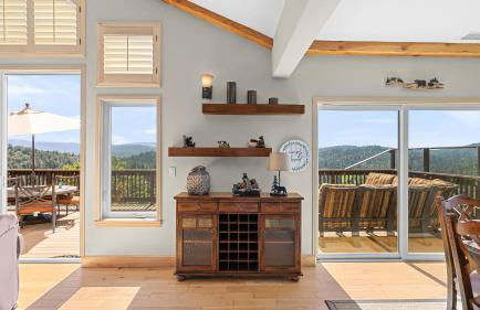 Hot Tub Fire Pit Game Room Amazing Deck Views Sky Canyon Lodge by AvantStay - Foto 26