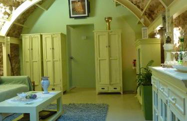 St. George Sykoussis Traditional Residence - Photo 4