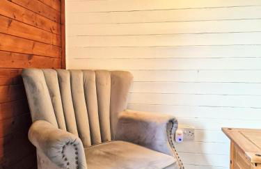 Beaver 1 HuntersMoon-warminster-Wiltshire - Photo 13