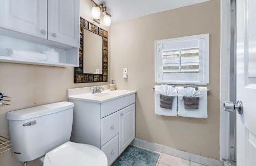 Florida Breeze l Hot Tub l Walkable - Foto 41