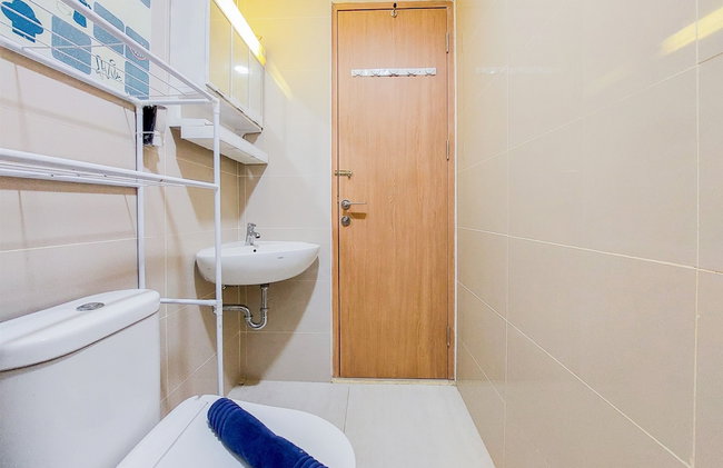 Fancy And Strategic Studio Apartment At B Residence - Foto 9