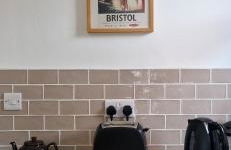 Restful Harbourside Apartment with Garden - Foto 8