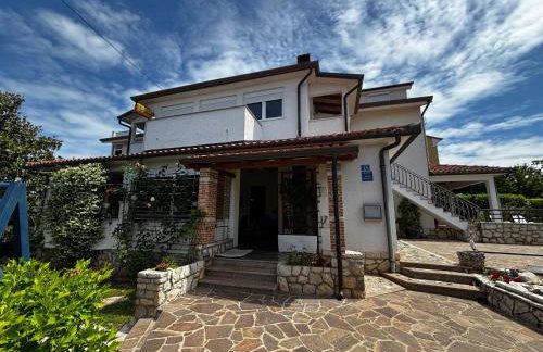 Apartmani Rozi - Photo 25