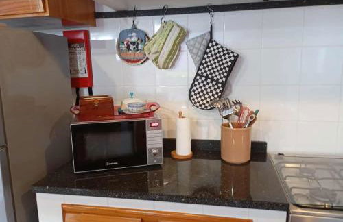 Welcome to Casa Fitz with Ocean Views and Air Conditioning - Photo 6