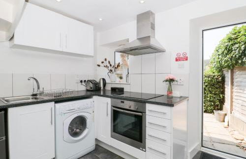 Lea Cottage - Photo 5