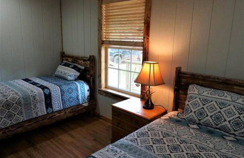 Toledo Queen Lakefront Custom 4 BR Home, Boathouse - Foto 19