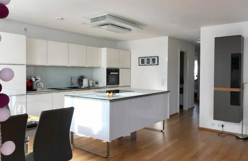 Ferienwohnung Central 1st floor - hochwertige Wohnung mit Balkon und Aufzug - Foto 11