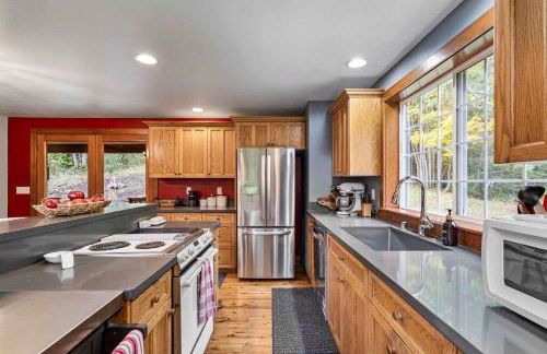 Custom Crafted Forest Retreat with Pond on 5 Acres - Photo 13