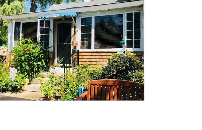 Shorelands Guest Resort and Cottages - Photo 2