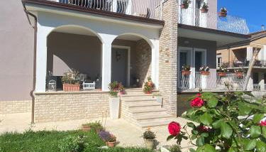 Assisi Suite Apartment con annessa Tavernetta La Lavanda - Foto 2, Garden