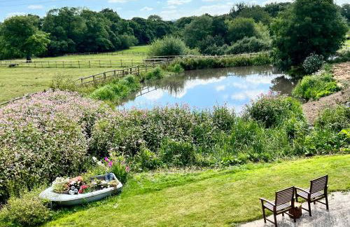 The Saddlery Cheshire - Photo 4