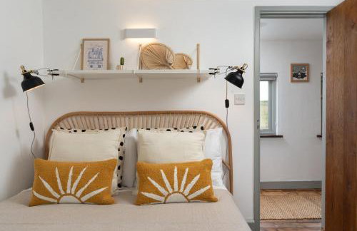 Naut Retreat - Idyllic hideaway with hot tub, gym & gamesroom ideally located in Zennor near St Ives - Photo 7