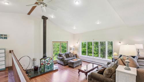 Charming and Scenic Gouldsboro Getaway with Patio! - Foto 1