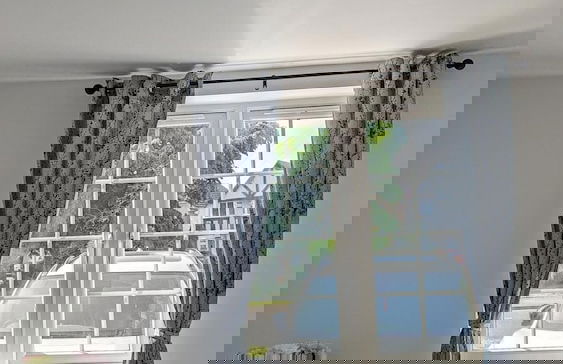 Tranquil Studio Retreat With Free Parking - Photo 4