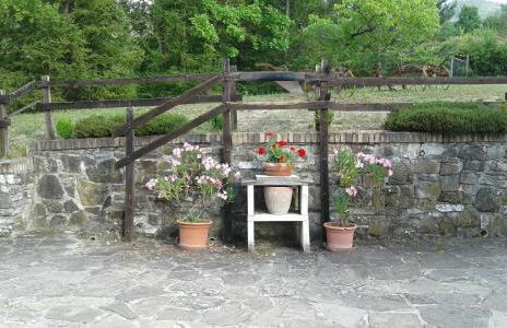 A fine 2 bedroom stone house in Emila - Photo 21