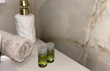 Studio de LUXE Portes de Monaco - Vue MER - Piscine - Wifi - Foto 40