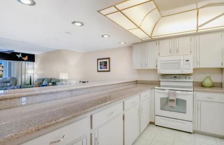 Relaxing Ocean Condo Steps from the Beach - Foto 14