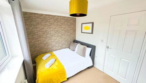 Modern 4 Beds House With FREE Parking - Foto 4