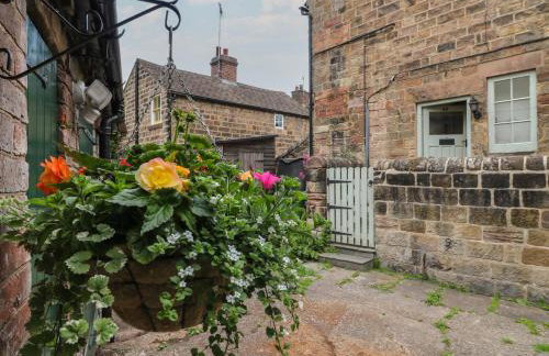 Milford Cottage - Photo 1