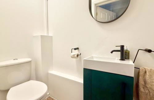 Newly Renovated Brightlingsea 3BDR Coastal Retreat - Foto 6