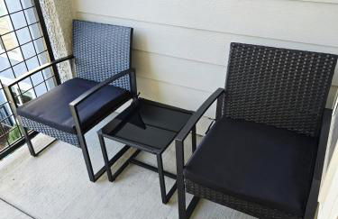 Luxury 1 BedRM Unit in Frisco Pool Gym & Workplace - Foto 9