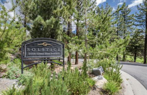 Solstice 11 Amazing Location on Golf Course, Heated Garage, Private Washer Dryer condo - Photo 35