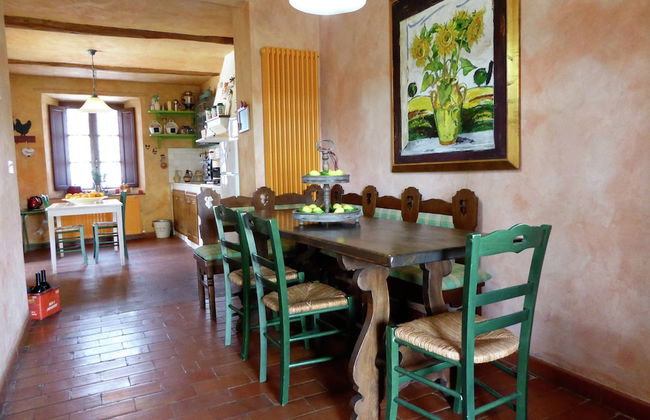 Tranquil Villa in San Romano di Garfagnana with Hot Tub - Foto 26