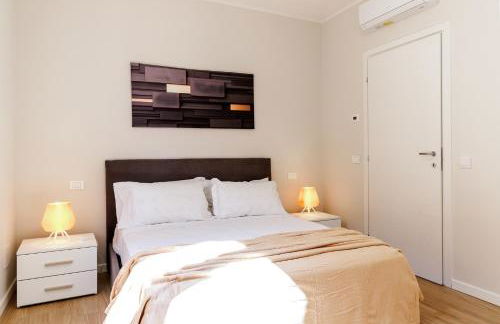 Chiara Apartment 6 guest - Train Station - Parking - Foto 12