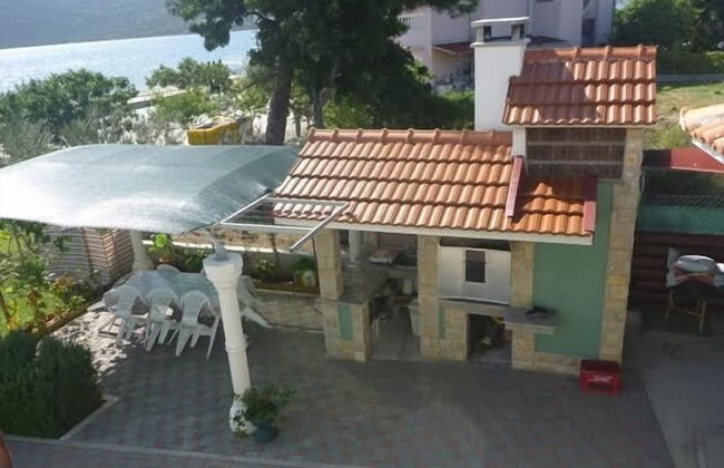 Apartments Danijela Poljica - Photo 19